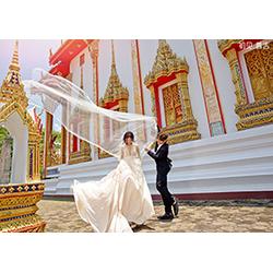 泰国婚纱照片_泰国传统婚纱服饰图片